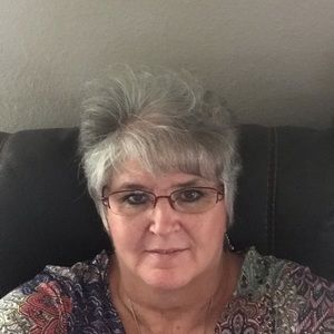 Meet your Posher, Karon